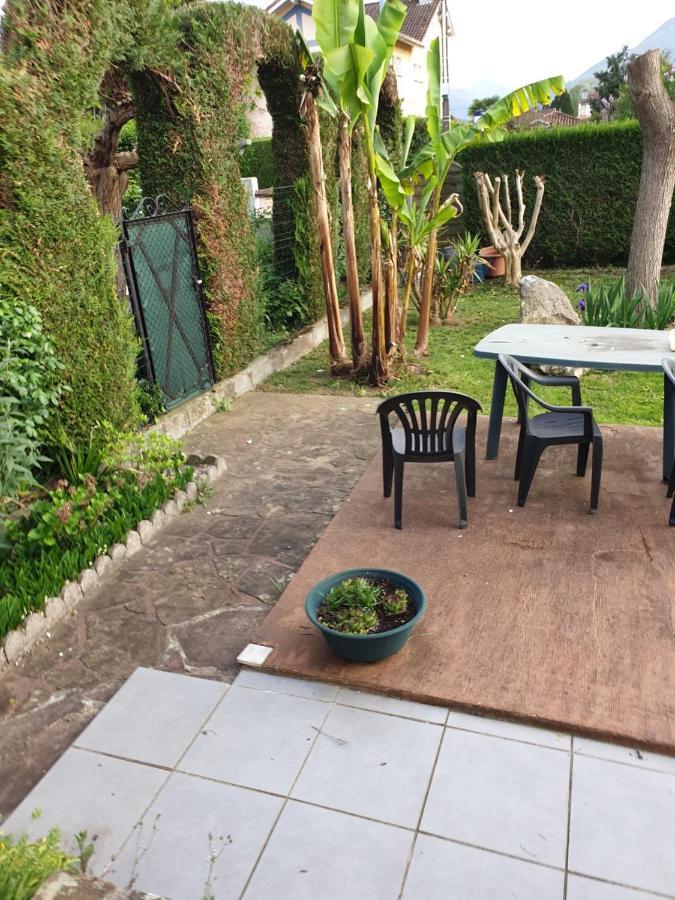 Chez Germaine Apartamento Lourdes Exterior foto